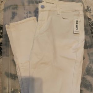 White - mid rise - ankle length